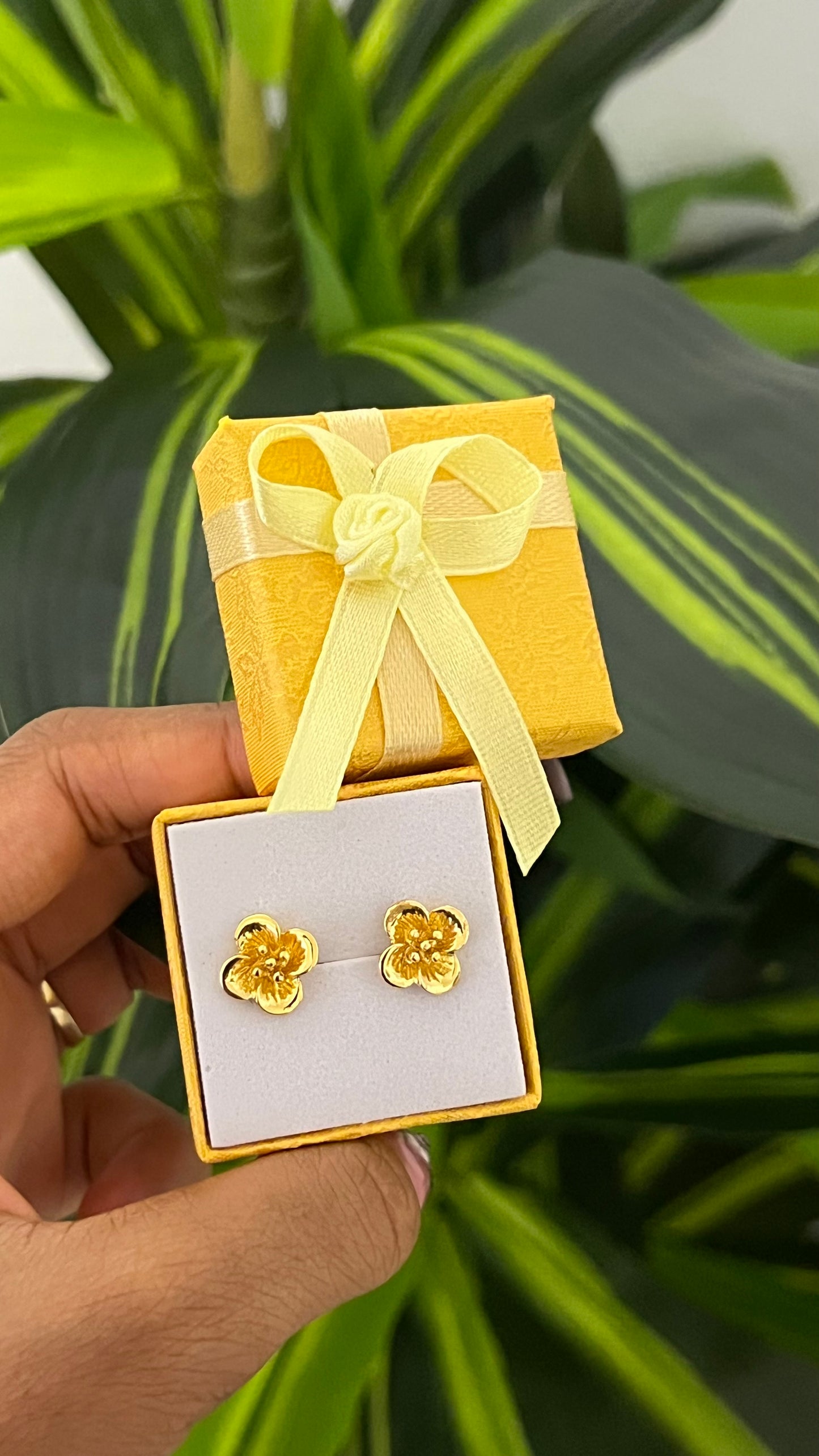 Golden petal flower earrings