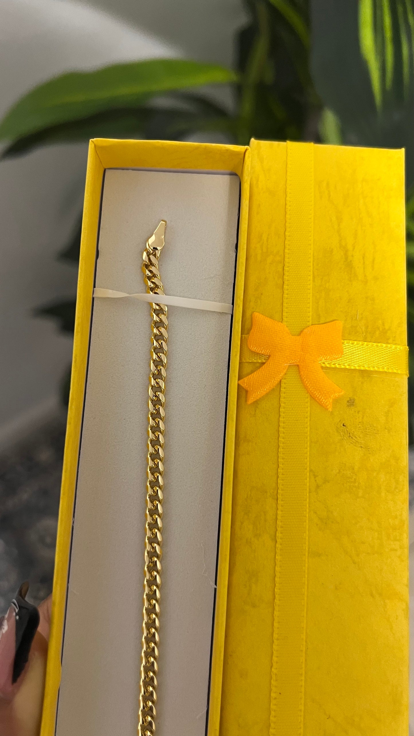 Cuban anklet