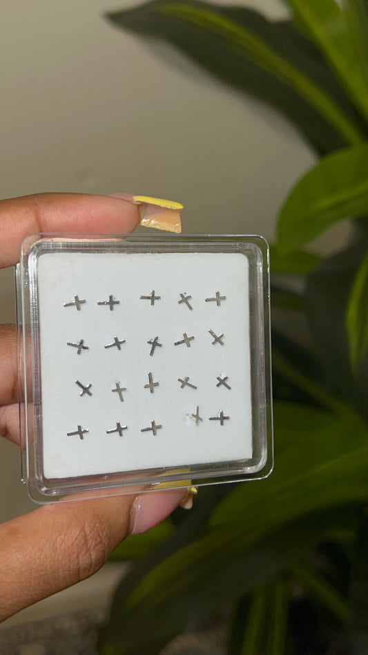 sliver cross nose stud
