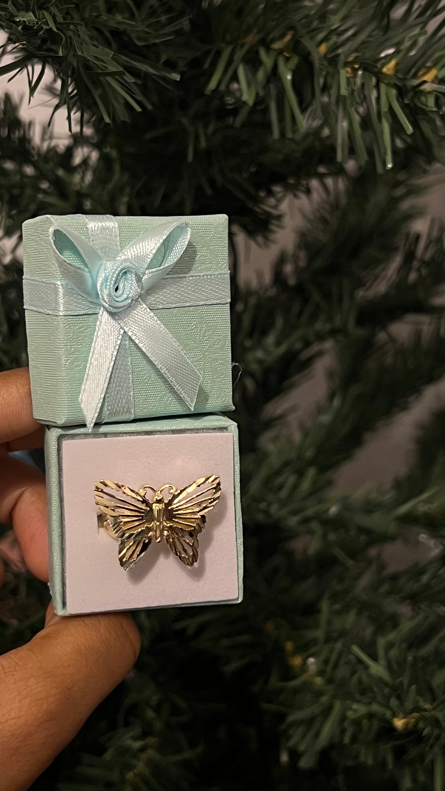 Butterfly ring