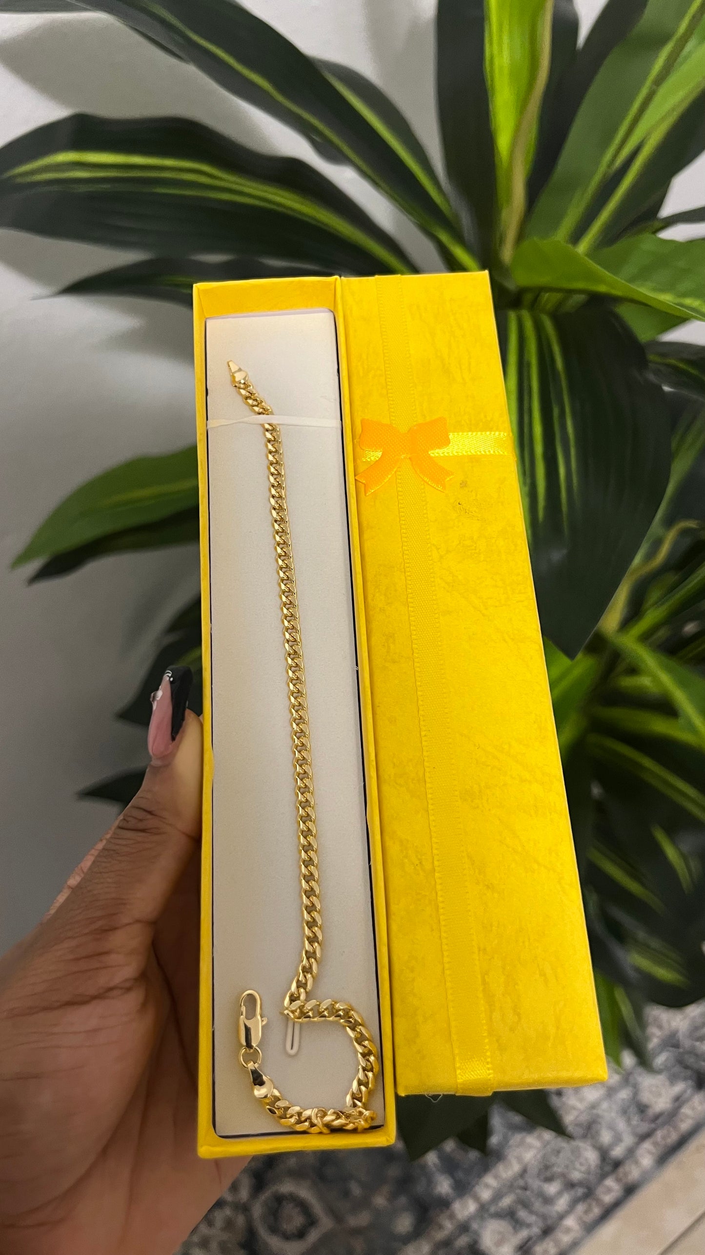 Cuban anklet
